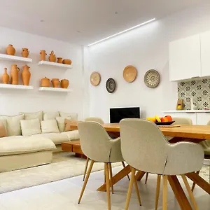 Apartamento Piso Familiar Con Tres En La Goleta, Málaga